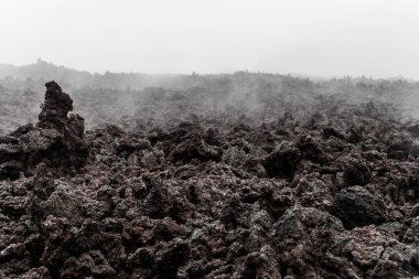 Guatemala Pacaya yanardağ lav alan kaplayan sis