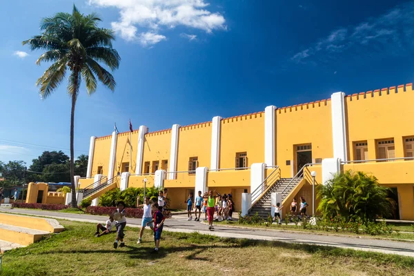 Santiago De Cuba, Cuba - 1 Şubat 2016: Eski La Moncada Barack, Santiago de Cuba Küba tarihinin önemli bir yer