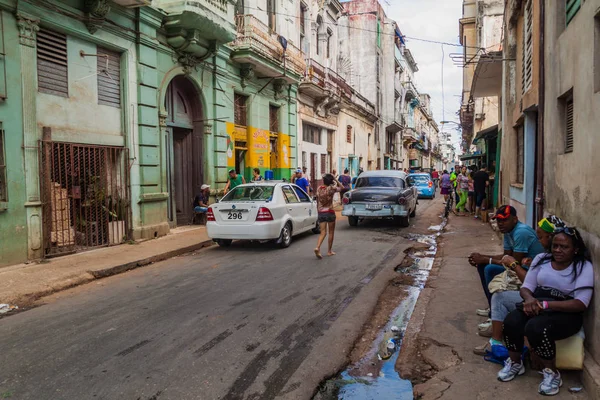 Havana Cuba Feb 2016 Vida Uma Rua Bairro Havana Centro — Fotografia de Stock