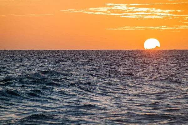 Sonnenuntergang Auf Rauer See Hintergrund — Stockfoto