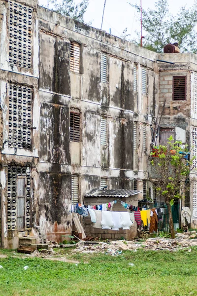 Bloque Hormigón Fuertemente Dilipitado Pisos Aldea Gibara Cuba — Foto de Stock