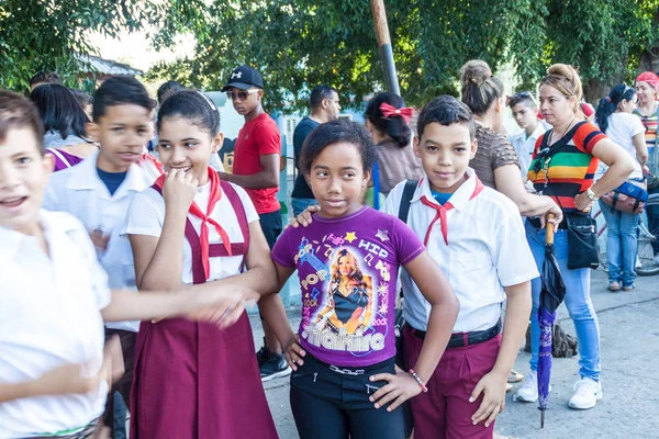 Las Tunas Cuba Jan 2016 Young Pioneers Prepare Parade Celebrating — Stock Photo, Image