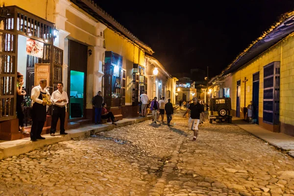 Trinidad Cuba Feb 2016 Vista Nocturna Una Calle Empedrada Centro — Foto de Stock