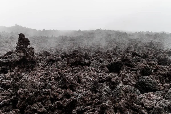 Guatemala Pacaya yanardağ lav alan kaplayan sis
