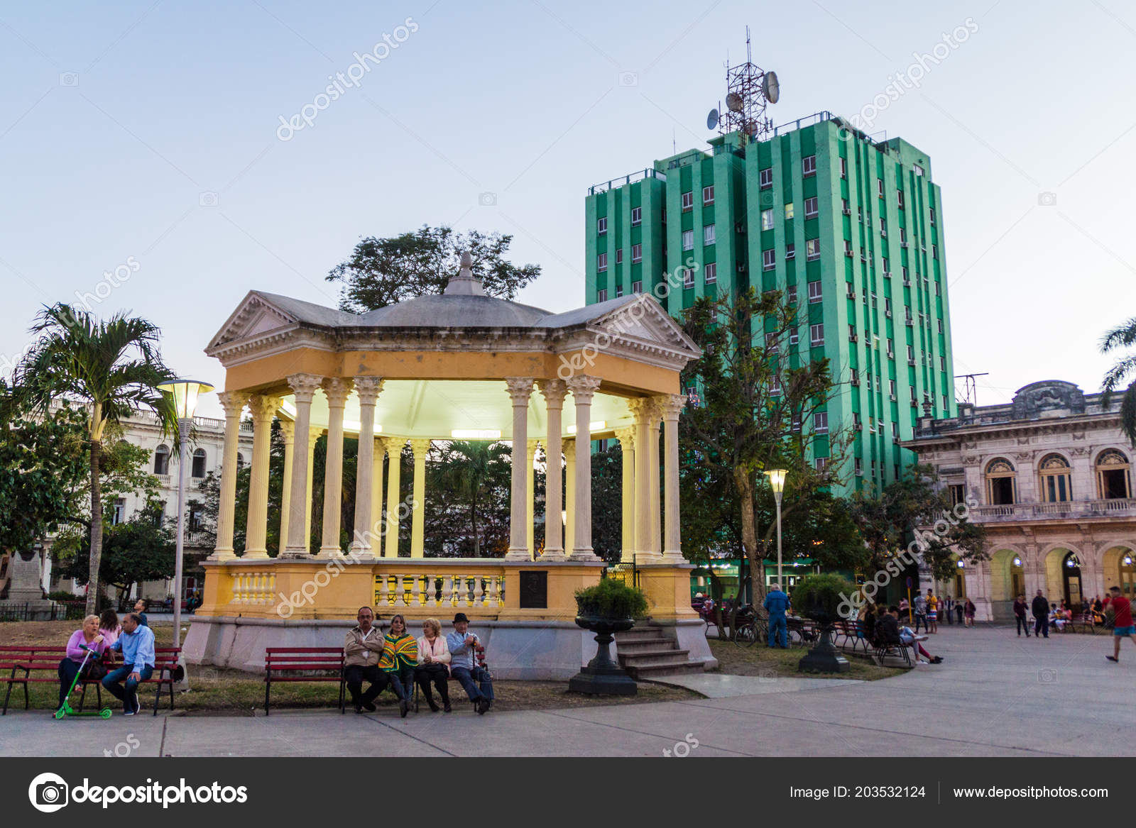 Santa Clara Cuba Feb 2016 Parque Vidal Square Center Santa – Stock.
