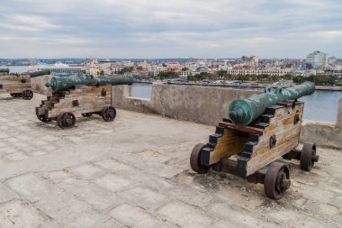 Havana, Küba'da La Cabana kale, toplar