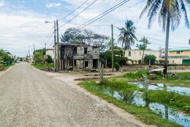 Zavallı gören Dangriga Town, Belize manzarası
