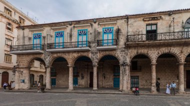 HAVANA, CUBA - FEB 20, 2016: Casa de Lombillo building on Plaza de la Catedral square in Habana Vieja.