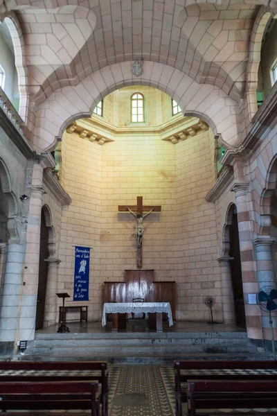 Holguin Kuba Stycznia 2016 Wnętrze San Jose Kościoła Holguin Kuba — Zdjęcie stockowe