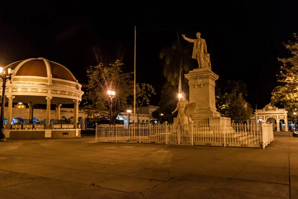 Estatua José Martí Plaza Parque José Martí Cienfuegos Cuba — Foto de Stock