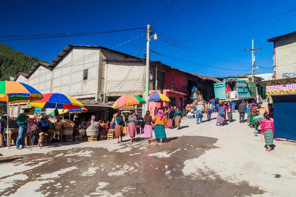 San Mateo Ixtatan Guatemala Marzo 2016 Gente Indigena Locale Una — Foto Stock