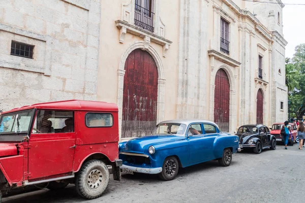 Matanzas Cuba Feb 2016 Årgangsbiler Sentrum Matanzas Cuba – stockfoto