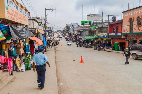 Playa Grande Guatemala Marzo 2016 Vista Una Vita Strada Nella — Foto Stock