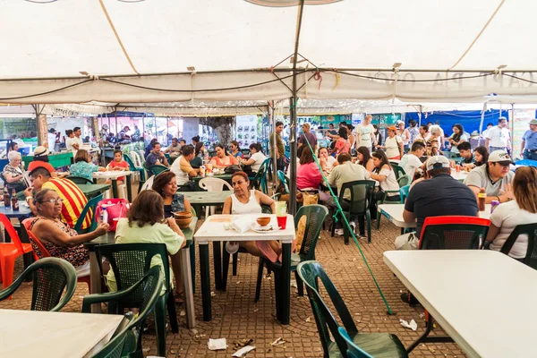 コンセプシオン アタコ エルサルバドル 2016 コンセプシオン アタコのメイン広場村に週末のフードコートで食べます — ストック写真