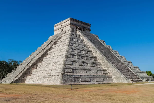 Pirámide Kukulkan Sitio Arqueológico Maya Chichén Itzá México — Foto de Stock