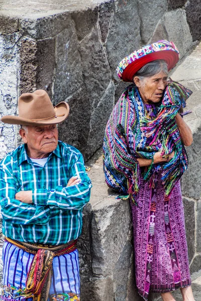 Santiago Atitlan Guatemala March 2016 Indigenous People Wearing Traditional Clothes — Stock Photo, Image