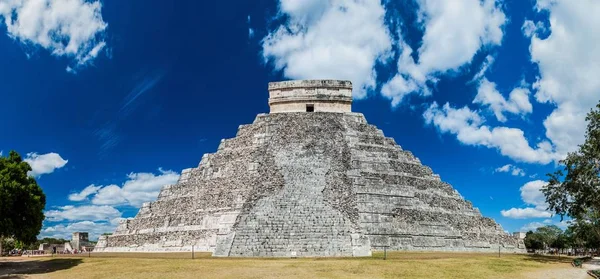 Kukulkan Піраміда Археологічних Розкопок Чичен Іца Мексиці — стокове фото