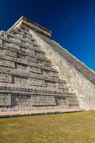 Pirâmide Kukulkan Sítio Arqueológico Maia Chichen Itza México — Fotografia de Stock