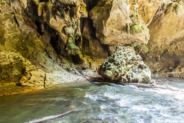 Υπόγειος Ποταμός Στο Σπήλαιο Cuevas Candelaria Συγκρότημα Γουατεμάλα — Φωτογραφία Αρχείου