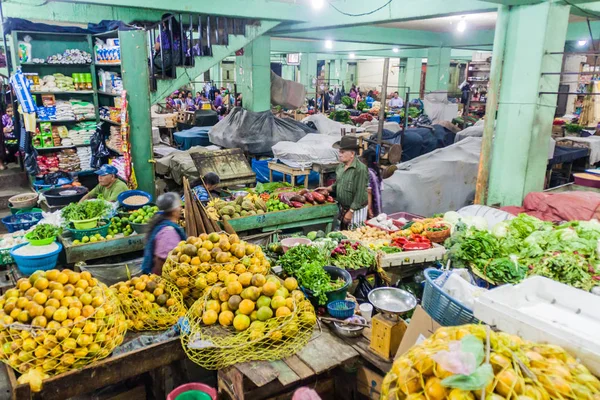 サンティアゴ アティトラン村村の市場のサンティアゴ Atitlan グアテマラ 2016 ビュー — ストック写真