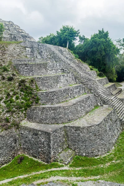 Piramida Północy Akropol Stanowisko Archeologiczne Yaxha Gwatemala — Zdjęcie stockowe