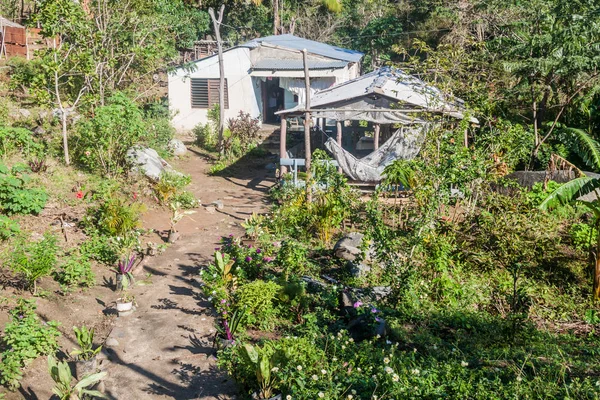 Santiago de Cuba, Cuba yakınındaki küçük köy