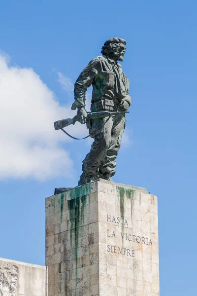 Άγαλμα Του Τσε Γκεβάρα Στην Σάντα Κλάρα Κούβα — Φωτογραφία Αρχείου
