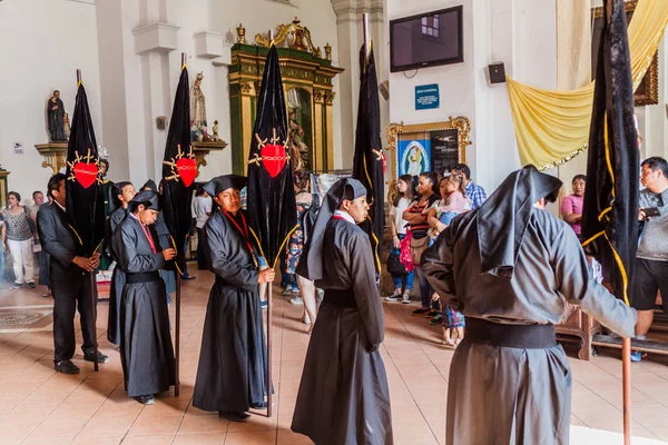 Antigua Guatemala März 2016 Teilnehmer Der Prozession Heiligen Samstag Schwarzer — Stockfoto