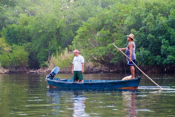 Monterrico, Guatemala - 30 Mart 2016: Yaban hayatı sulak Boatmen Biotopo Monterrico-Hawaii, Guatemala rezerv