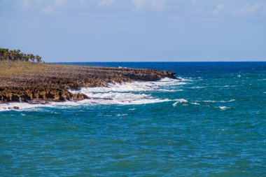 Baracoa, Küba'da kıyısında arka plan
