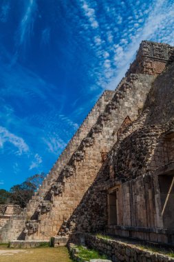 Merdiven sihirbaz (Piramide del adivino) Antik Maya şehir Uxmal, Meksika piramit