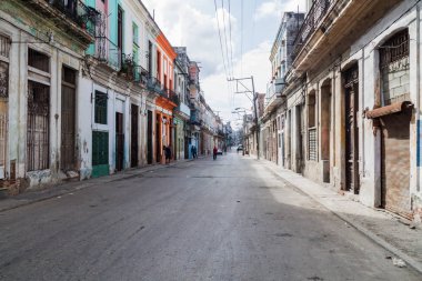 Havana Centro mahalle, Havana, Küba'da sokakta