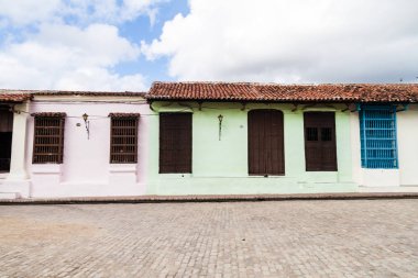 San Juan de Dios Meydanı Camagüey, Cuba'renkli evleri