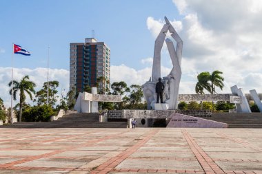 Camagüey, Cuba - 26 Ocak 2016: Ignacio Agramonte anıt Camagüey Plaza de la Revoluciön (Devrim Sqaure) üzerinde.