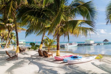Avuç içi ve plaj adasında Caye Caulker, Belize