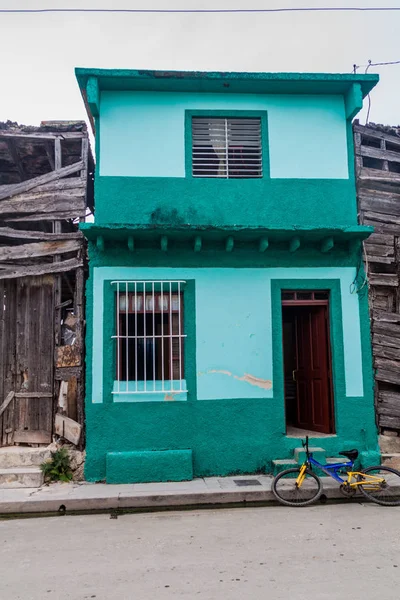 Evler bakımsız Matanzas, Küba'da çeşitli devlet