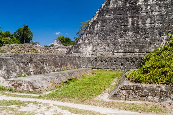 Cancha Pelota Junto Templo Yacimiento Arqueológico Tikal Guatemala — Foto de Stock