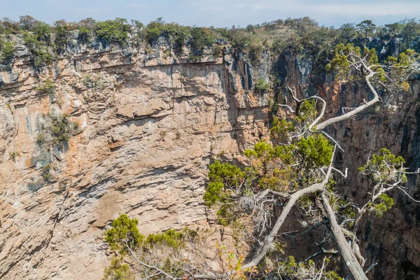 Hoyo Cimarron, hipotermik (Düden) kuzeybatı Guatemala