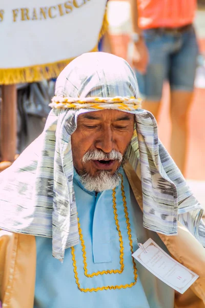 Antigua, Guatemala - 27 Mart 2016: Paskalya Pazar geçit katılımcı Antigua Guatemala City.