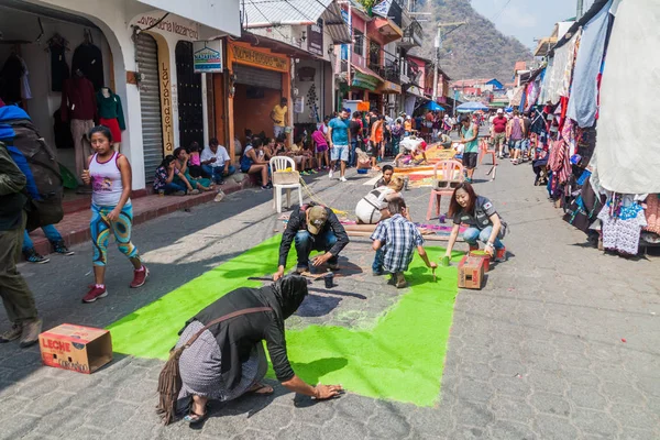 Panajachel Gwatemala Marca 2016 Ludzie Udekoruj Wielkanoc Dywany Miejscowości Panajachel — Zdjęcie stockowe