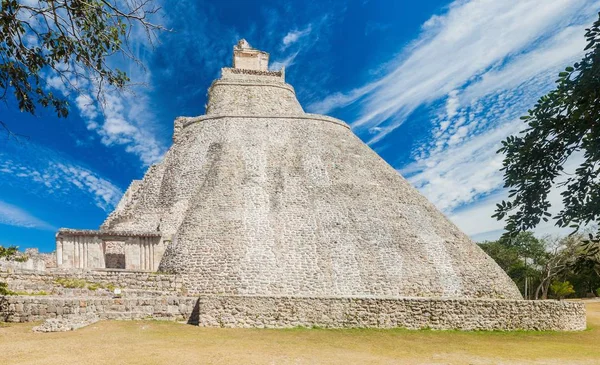 Pyramid Magician Piramide Del Adivino Ancient Mayan City Uxmal Mexico — Stock Photo, Image
