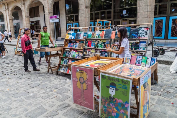 Havana Cuba Feb 2016 Souvenir Stalls Plaza Armas Square Havana — Stock Photo, Image