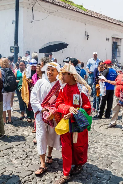 Antigua Guatemala März 2016 Teilnehmer Der Prozession Ostersonntag Antigua Guatemala — Stockfoto