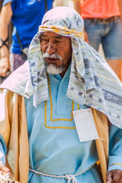 Antigua, Guatemala - 27 Mart 2016: Paskalya Pazar geçit katılımcıların Antigua Guatemala City.