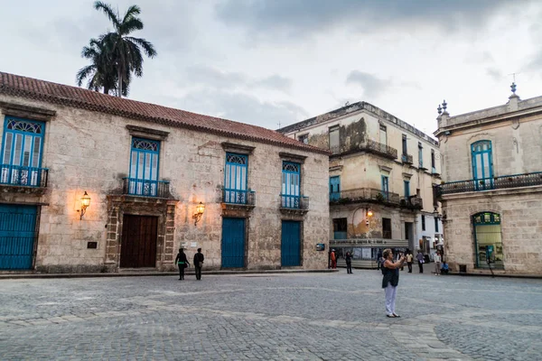 Havana Kuba Února 2016 Staré Koloniální Budovy Náměstí Plaza Catedral — Stock fotografie
