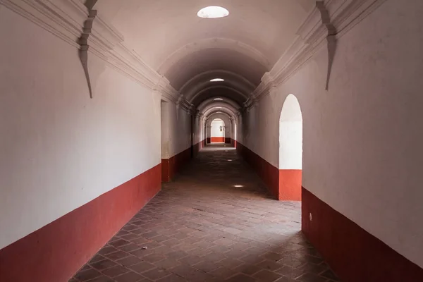 Gang Het Klooster Van Het Mercedarians Convento Merced Antigua Guatemala — Stockfoto