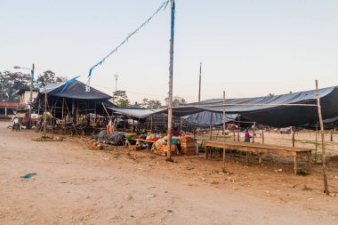 Raxruha, Guatemala - 15 Mart 2016: Raxruha merkezi kasaba pazarında.