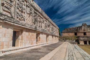 Bir rahibe Quadrangle (Cuadrangulo de las Monjas) bina kompleksinde antik Maya şehir Uxmal, Meksika kalıntıları
