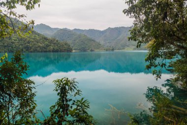 Laguna Brava (Yolnabaj) Gölü, Guatemala