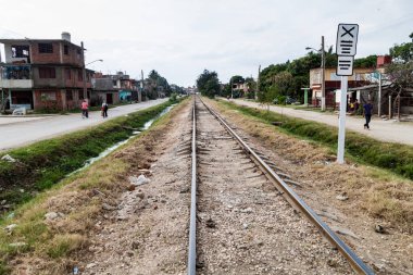 Bayamo, Küba - 30 Ocak 2016: Demiryolu parça Bayamo, Küba